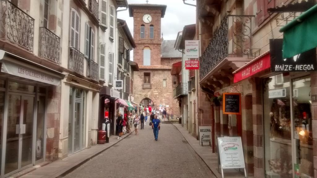彼得根贝利亚住宿加早餐旅馆 Ispoure 外观 照片